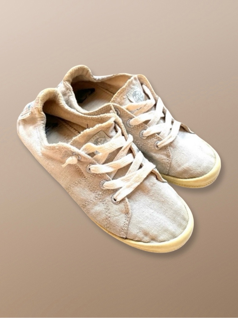 Roxy Bayshore Beige Canvas Sneakers Size 8.5